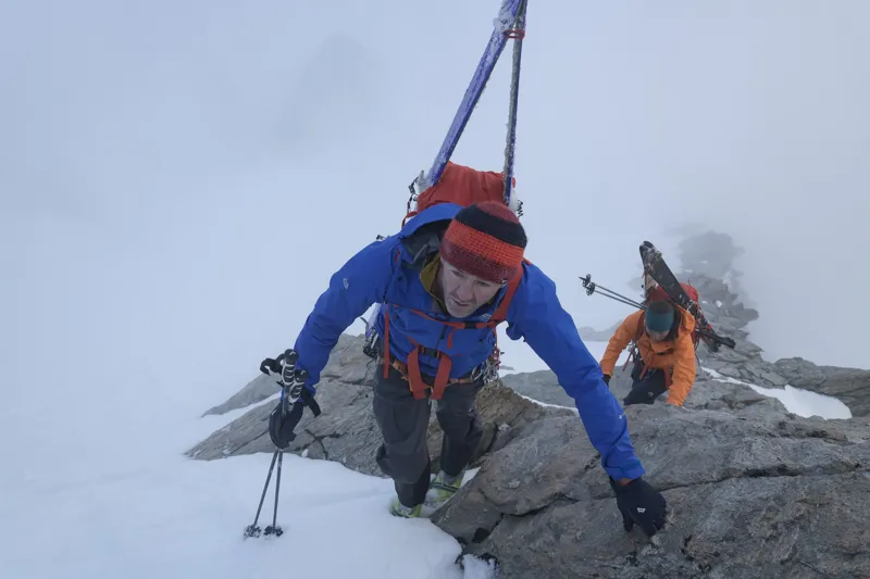 Mountain Equipment Flash Beanie - Spruce-Teal-Cosmos-1